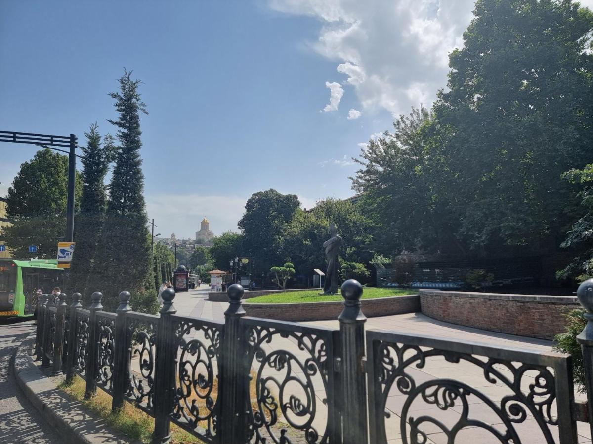 Old Tbilisi Freedom Square, Tbilisi Площадь Свободы Villa Exteriör bild